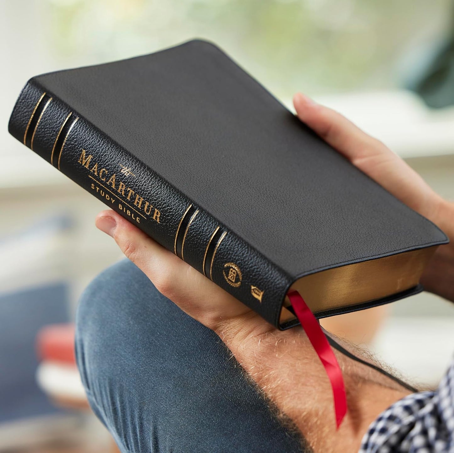 LSB - MacArthur Study Bible, Black Genuine Leather, Comfort Print - (Legacy Standard Bible)